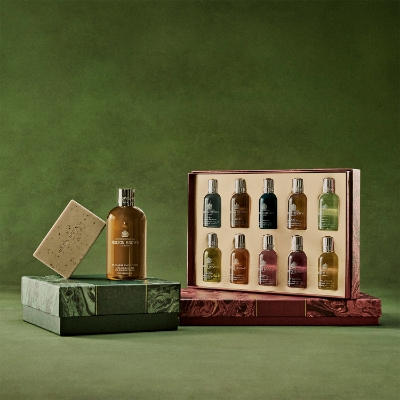 MoltonBrown_Xmas_Curated-by-brands_400x400_2