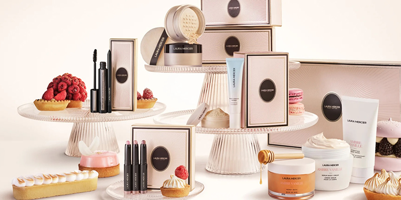 LauraMercier_Xmas2025_Brandpage_800x400